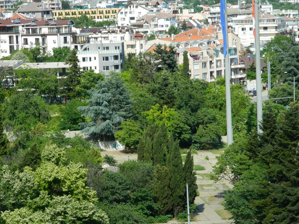 Happy Vacation 2 Apartment Varna Ngoại thất bức ảnh