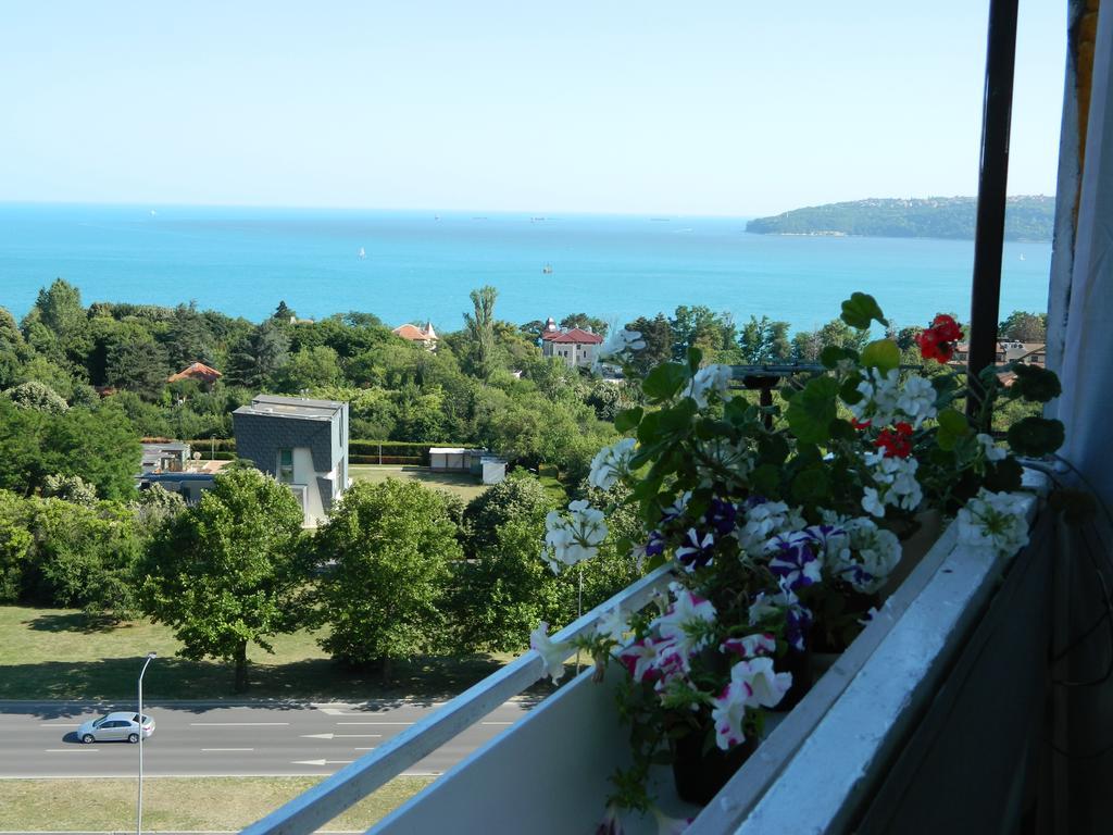 Happy Vacation 2 Apartment Varna Ngoại thất bức ảnh